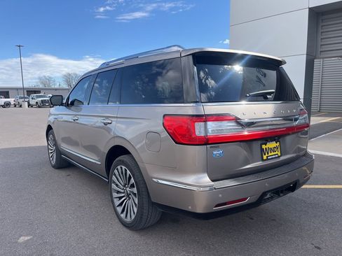 Used 2019 Lincoln Navigator Reserve image 9