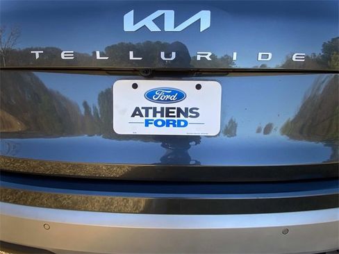 Used 2024 Kia Telluride S w/ S Sunroof Package image 6