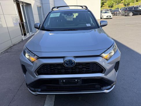Used 2024 Toyota RAV4 SE w/ Weather & Moonroof Package AWD/4WD image 8