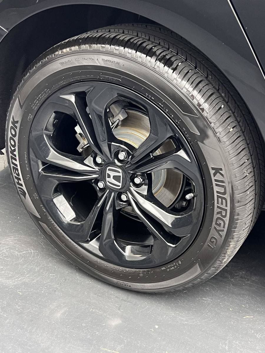 Certified 2025 Honda Accord SE image 34