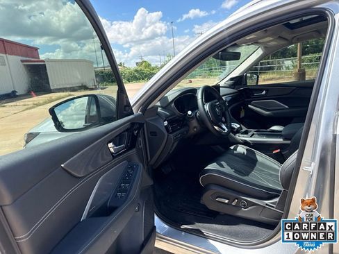 Certified 2026 Acura MDX SH-AWD w/ Advance Package image 9