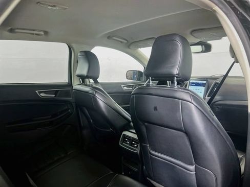 Used 2024 Ford Edge SEL AWD/4WD image 9