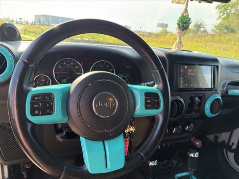 Used 2013 Jeep Wrangler Unlimited Sport AWD/4WD image 10
