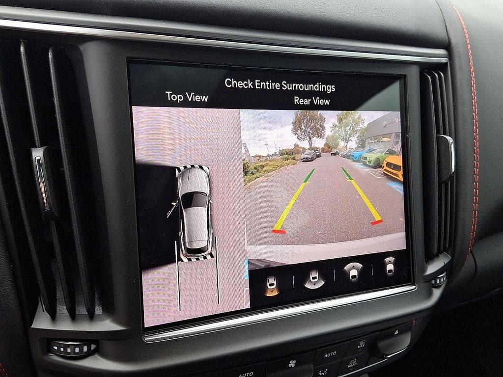 Used 2024 Maserati Levante GT Ultima AWD/4WD image 35