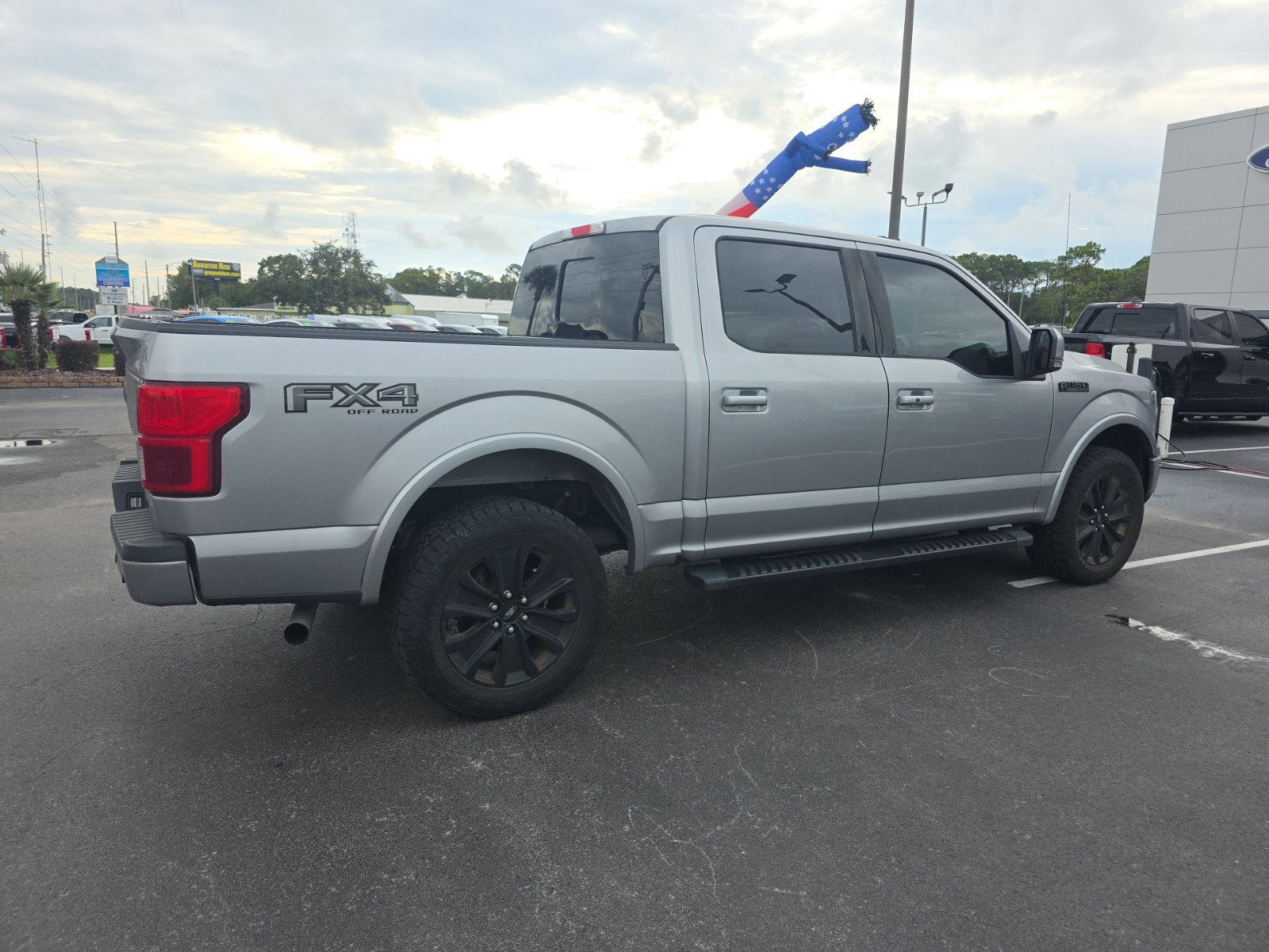 Used 2020 Ford F150 Lariat w/ Equipment Group 502A Luxury AWD/4WD image 5