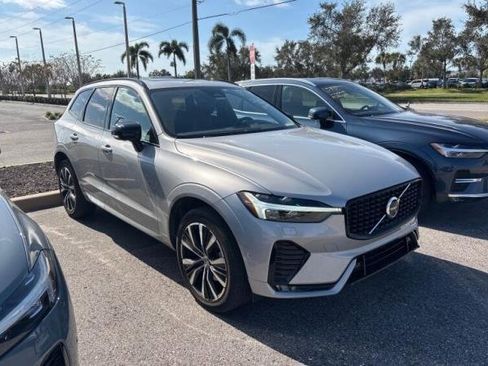 Used 2023 Volvo XC60 B5 Plus w/ Climate Package image 7