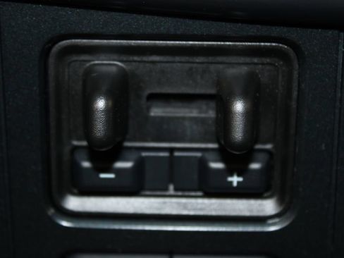 Used 2025 Ford F150 Platinum AWD/4WD image 47