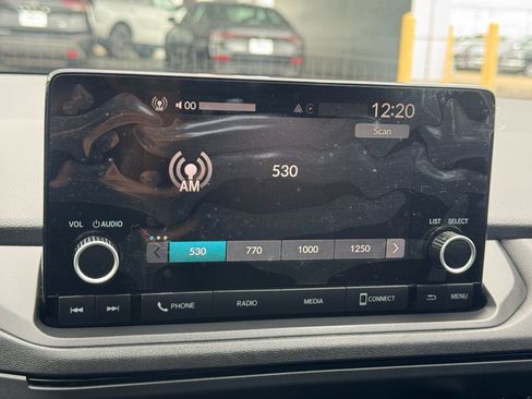 Used 2023 Honda Accord EX image 29
