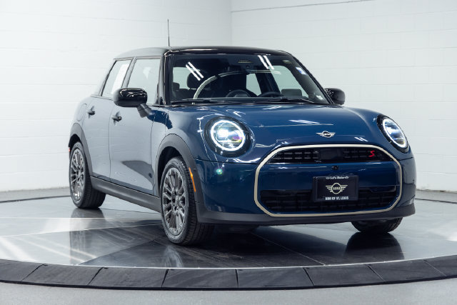 Used 2025 MINI Cooper S FWD image 4