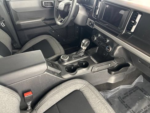 Used 2022 Ford Bronco 4-Door AWD/4WD image 26