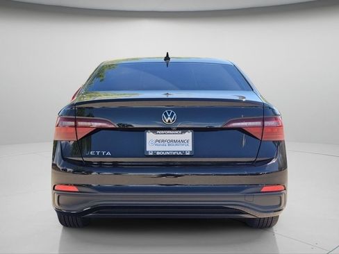 Used 2022 Volkswagen Jetta Sport FWD image 21