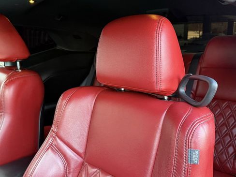 Used 2022 Dodge Challenger R/T Scat Pack w/ Dynamics Package image 2