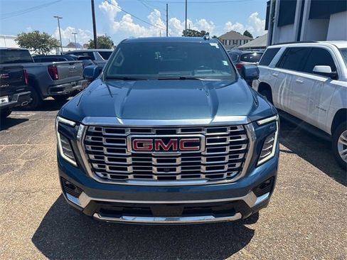 Certified 2025 GMC Yukon XL Denali w/ Sun & Power Step Package image 2