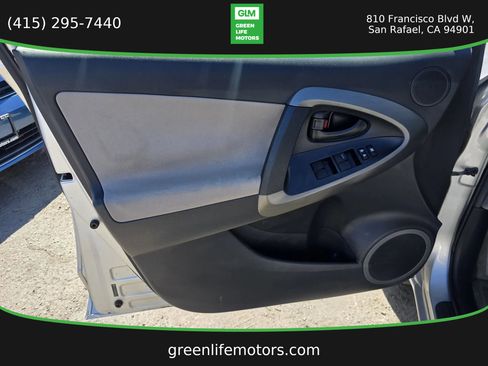 Used 2011 Toyota RAV4 2WD w/ Base L4 Extra Value Pkg image 9