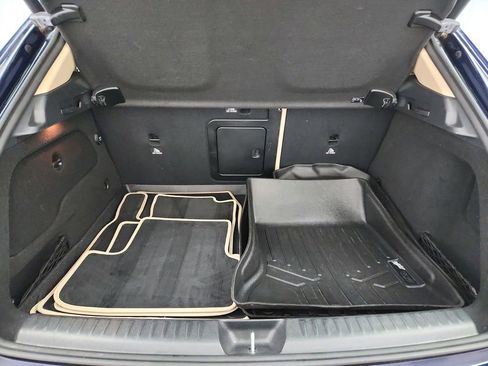 Used 2018 Mercedes-Benz GLA 250 4MATIC w/ Premium Package image 31