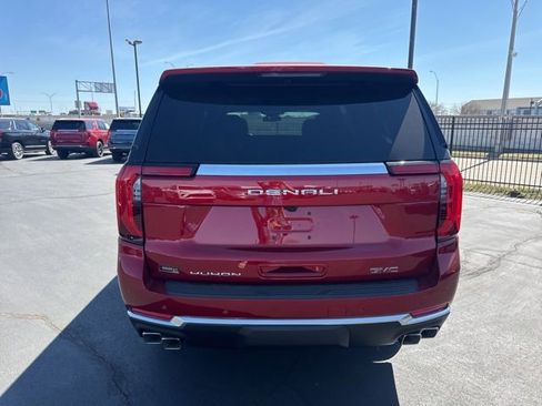 New 2026 GMC Yukon XL Denali w/ Sun & Power Step Package AWD/4WD image 5