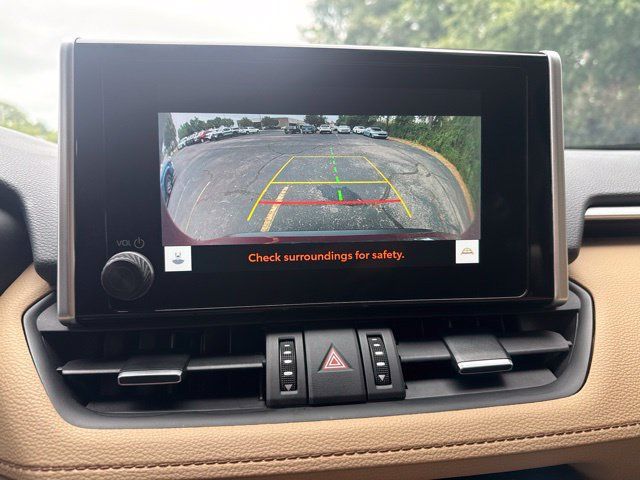 Used 2024 Toyota RAV4 XLE Premium FWD image 34