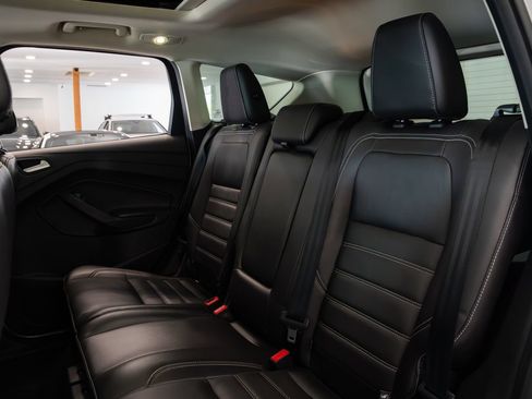 Used 2017 Ford Escape Titanium w/ Equipment Group 301A AWD/4WD image 21