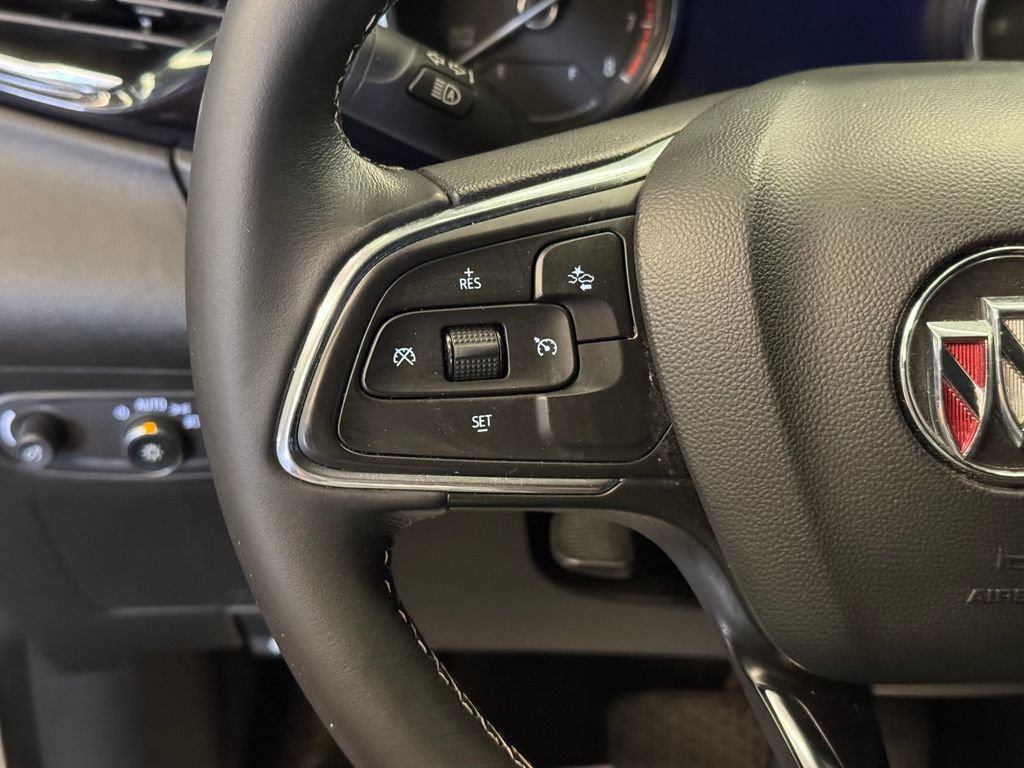 Used 2020 Buick Encore GX Preferred w/ Cold Weather Comfort Package AWD/4WD image 11