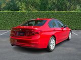 Used 2018 BMW 320i xDrive Sedan image 3