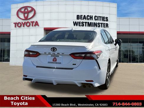 Certified 2023 Toyota Camry SE image 11