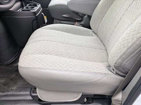 New 2025 Chevrolet Express 2500 image 4