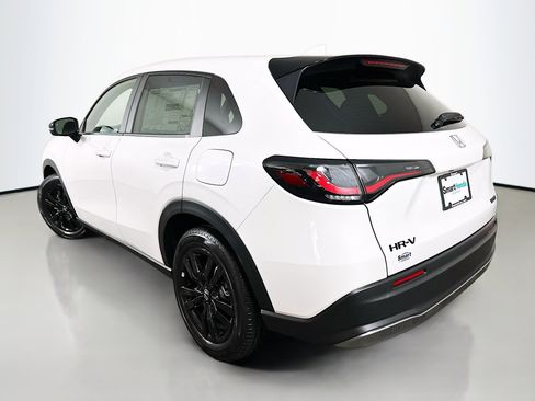 New 2026 Honda HR-V Sport image 5