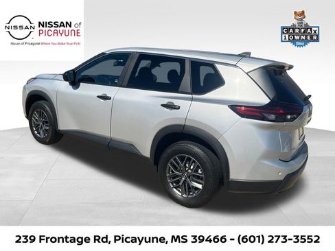 Certified 2024 Nissan Rogue S image 3