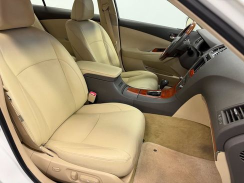 Used 2011 Lexus ES 350 FWD image 13