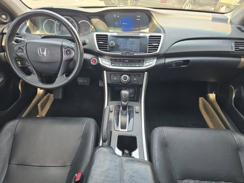 Used 2015 Honda Accord EX-L image 9