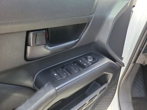 Used 2024 Toyota Tacoma SR5 RWD image 18