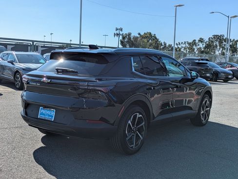 Used 2026 Chevrolet Equinox EV LT image 5