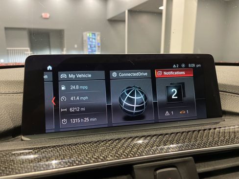 Used 2020 BMW M4 Coupe image 25