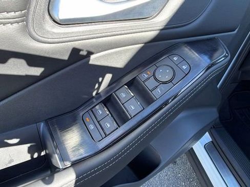 New 2026 Nissan Rogue SV image 21