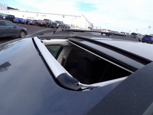 Certified 2025 Subaru Outback Premium image 2