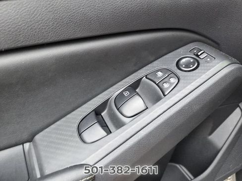Used 2025 Nissan Altima 2.5 SV FWD image 29