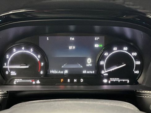 Used 2022 Lincoln Corsair AWD w/ Premium Package image 17