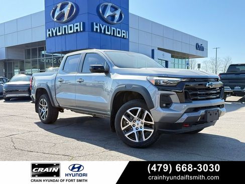 Used 2023 Chevrolet Colorado Z71 w/ Z71 Convenience Package 2 image 1
