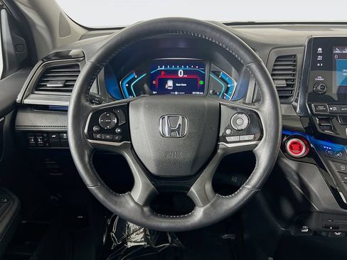 Used 2023 Honda Odyssey Elite image 11