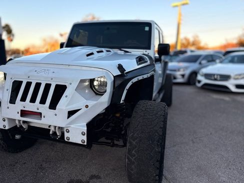 Used 2017 Jeep Wrangler Unlimited Sport image 13