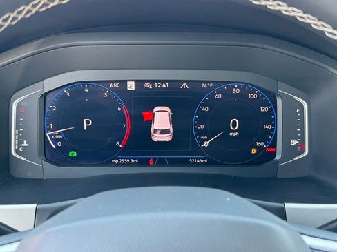 Used 2021 Volkswagen Atlas Cross Sport SEL Premium image 24