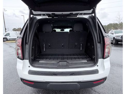 Used 2022 Chevrolet Tahoe Z71 w/ Z71 Off-Road Package image 9