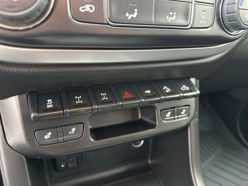 Used 2022 Chevrolet Colorado ZR2 image 23