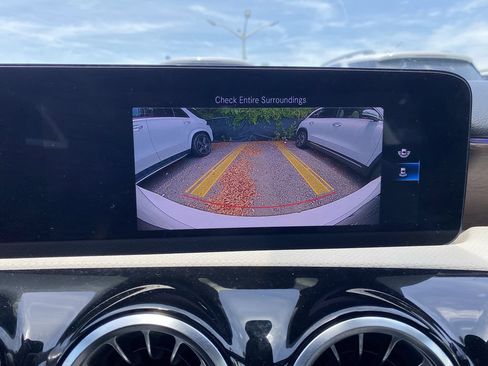 Certified 2022 Mercedes-Benz A 220 4MATIC image 6
