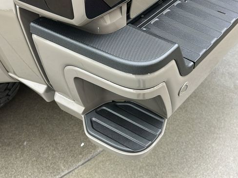 Used 2026 Ford F450 Platinum w/ Platinum Plus Package image 19