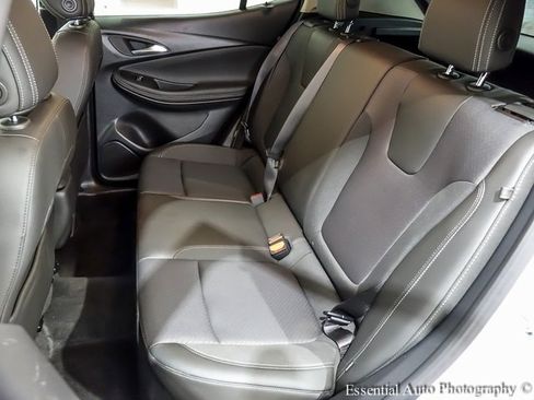 Used 2025 Buick Encore GX Preferred image 11