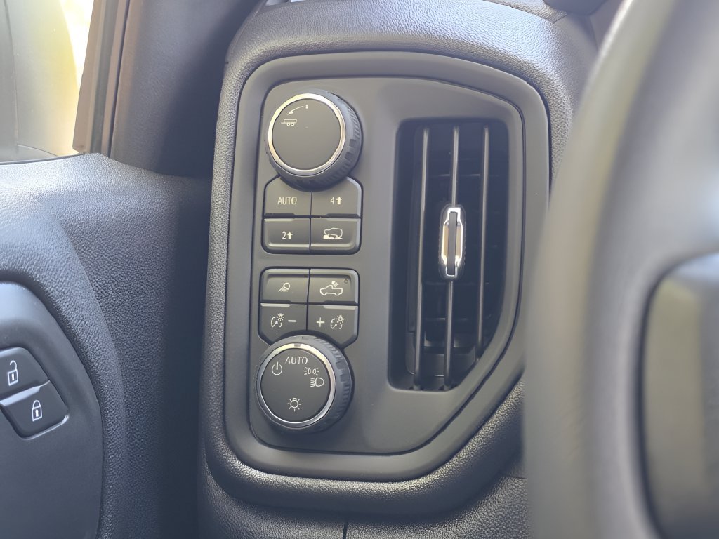 New 2026 Chevrolet Silverado 1500 W/T AWD/4WD image 18