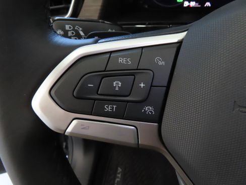 New 2026 Volkswagen Atlas SEL Premium R-Line AWD/4WD image 14