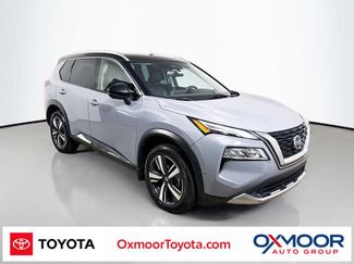 Used 2021 Nissan Rogue Platinum video 1
