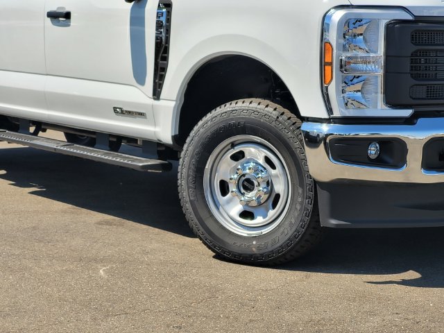 New 2026 Ford F350 XL w/ 360-Degree Camera Package AWD/4WD image 2